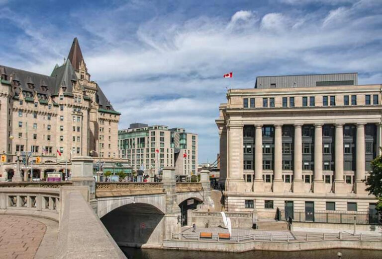 Ottawa downtown shot