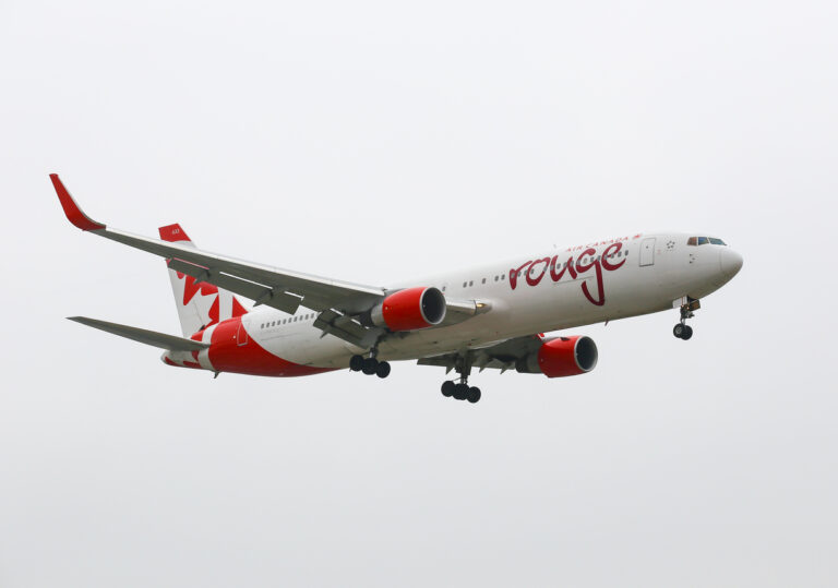 Air Canada Rouge