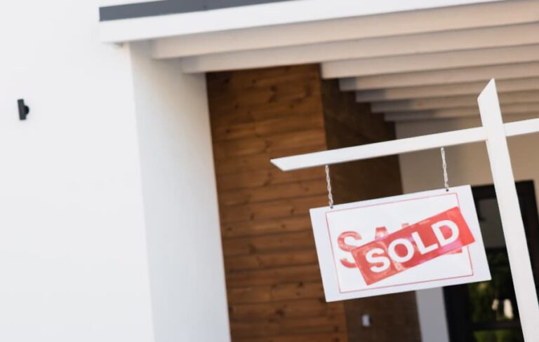 Home sold sign