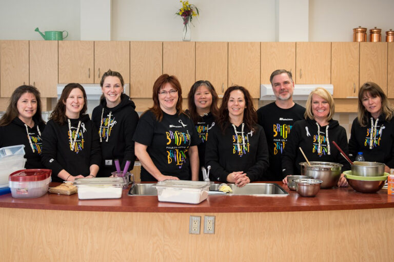 HYDRO OTTAWA EMPLOYEES GIVING BACK TO THE COMMUNITY ON COMMUNITY ACTION DAY