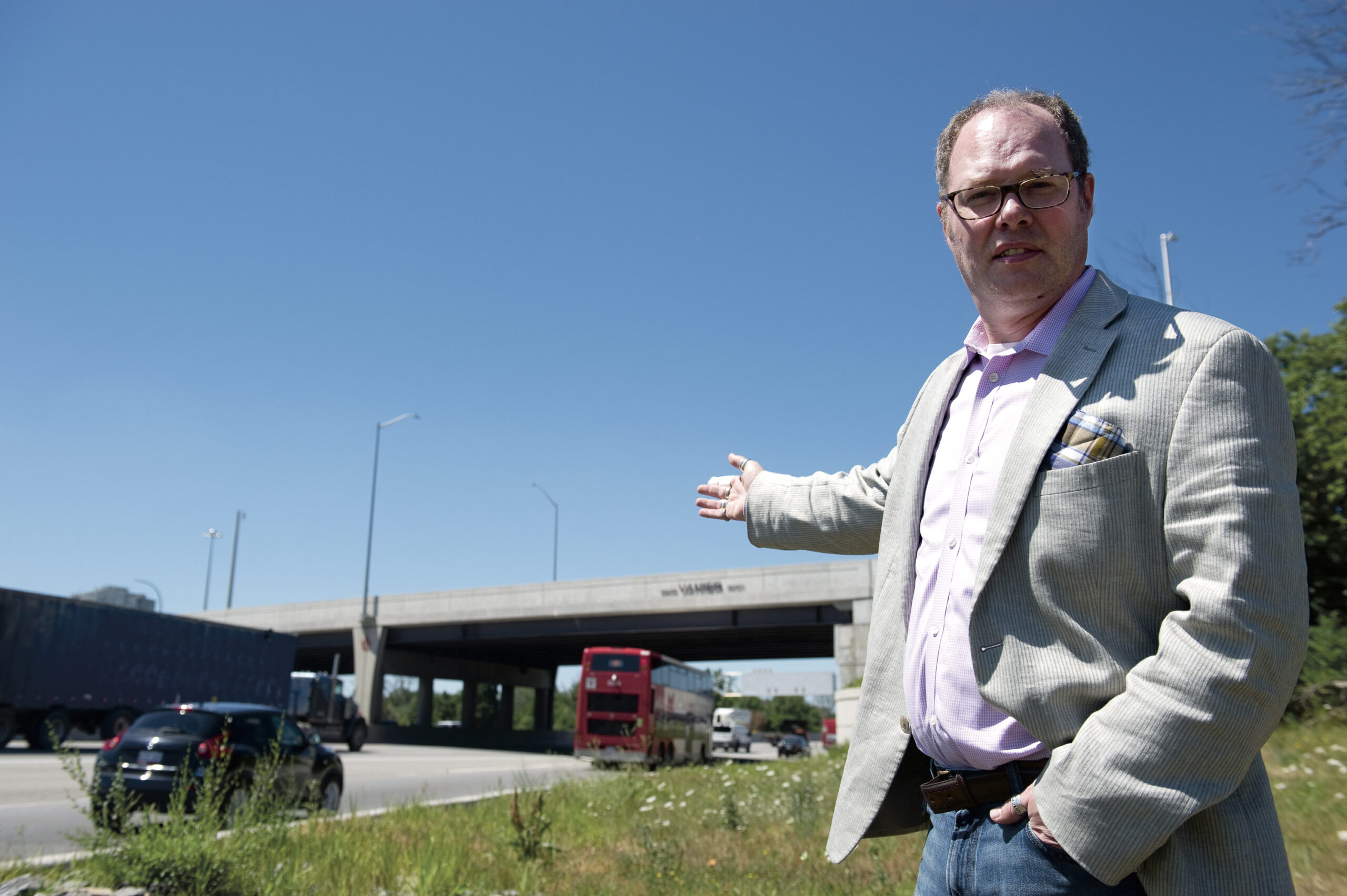Toon Dreessen in front of the Vanier Parkway overpass