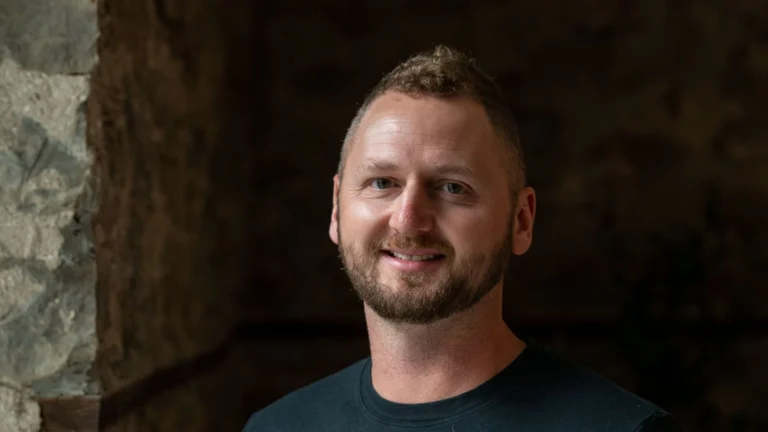 Kyle Braatz headshot