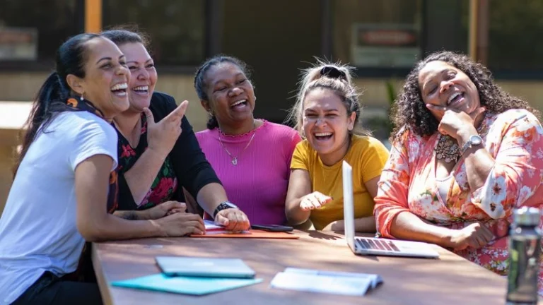 Bright Side of Business: iSisters charity receives $38,500 to bolster technology programs for underserved women