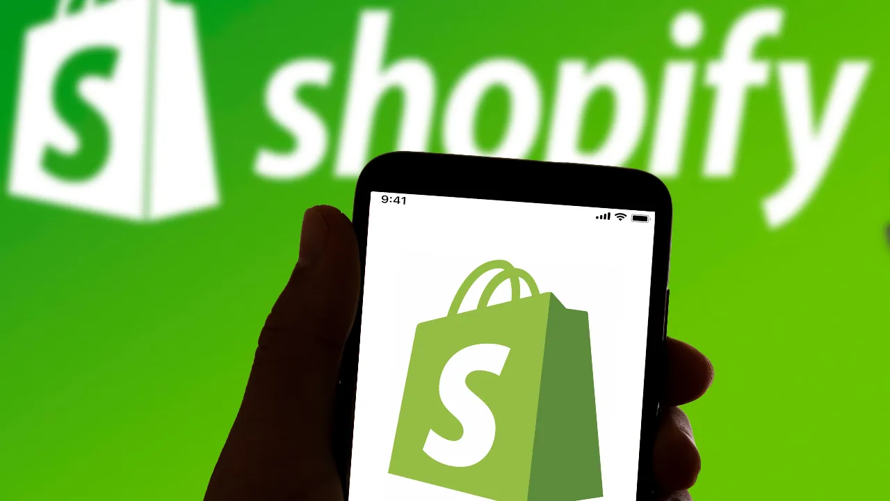 Shopify stock image
