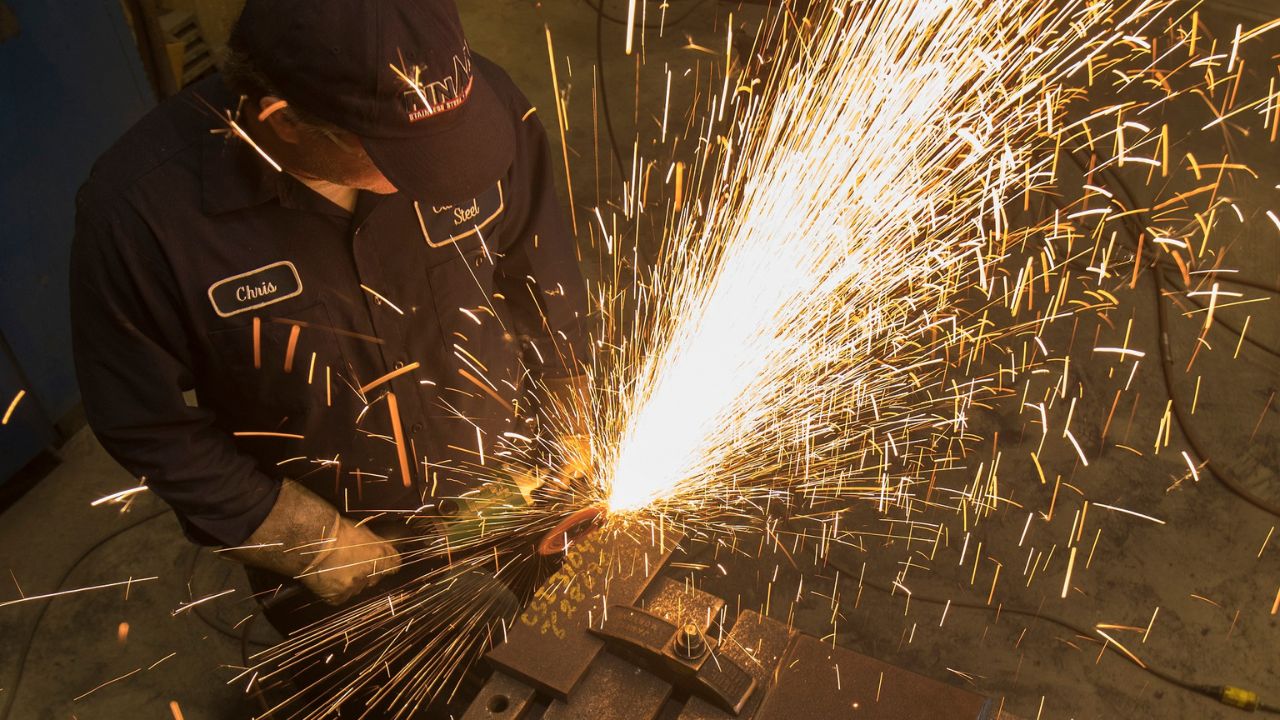 welder making sparks