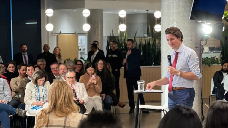 PM meets Kanata tech workers, touts new federal organization aimed at scaling startups