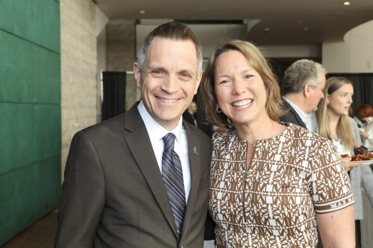 Mark Sutcliffe, Kathryn Tremblay