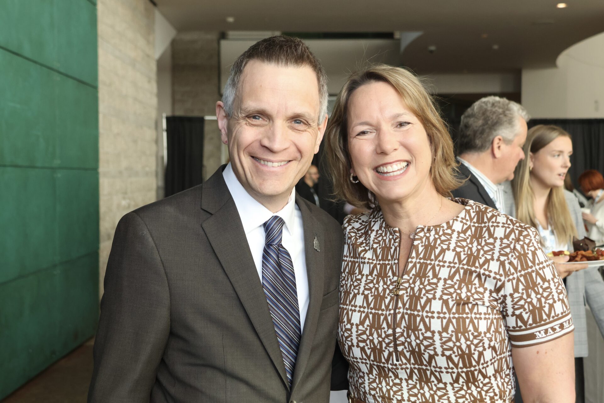 Mark Sutcliffe, Kathryn Tremblay