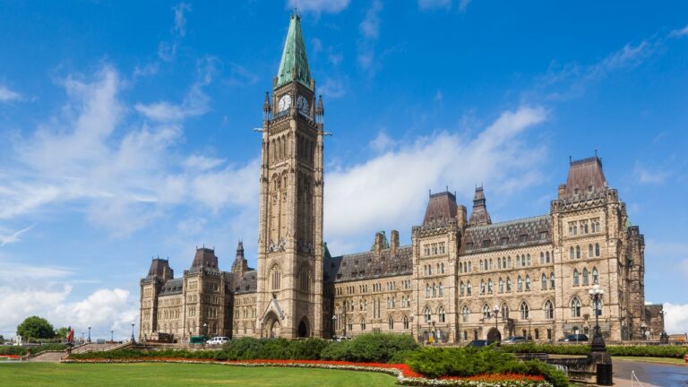 Both union, government warn of major service disruptions as a result of strike