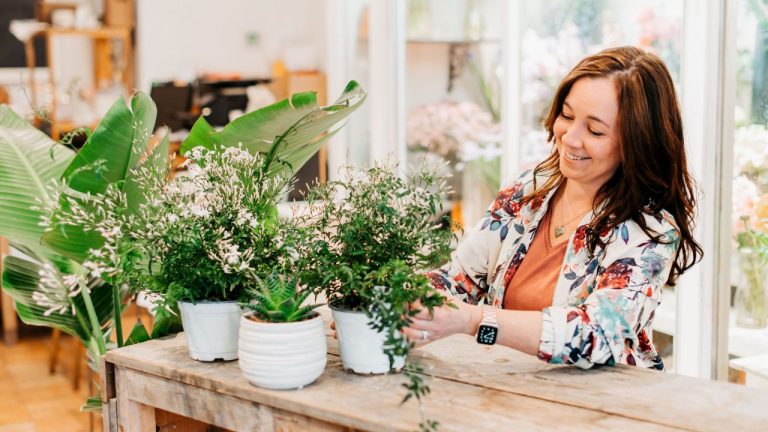 Flowers Talk Tivoli florist