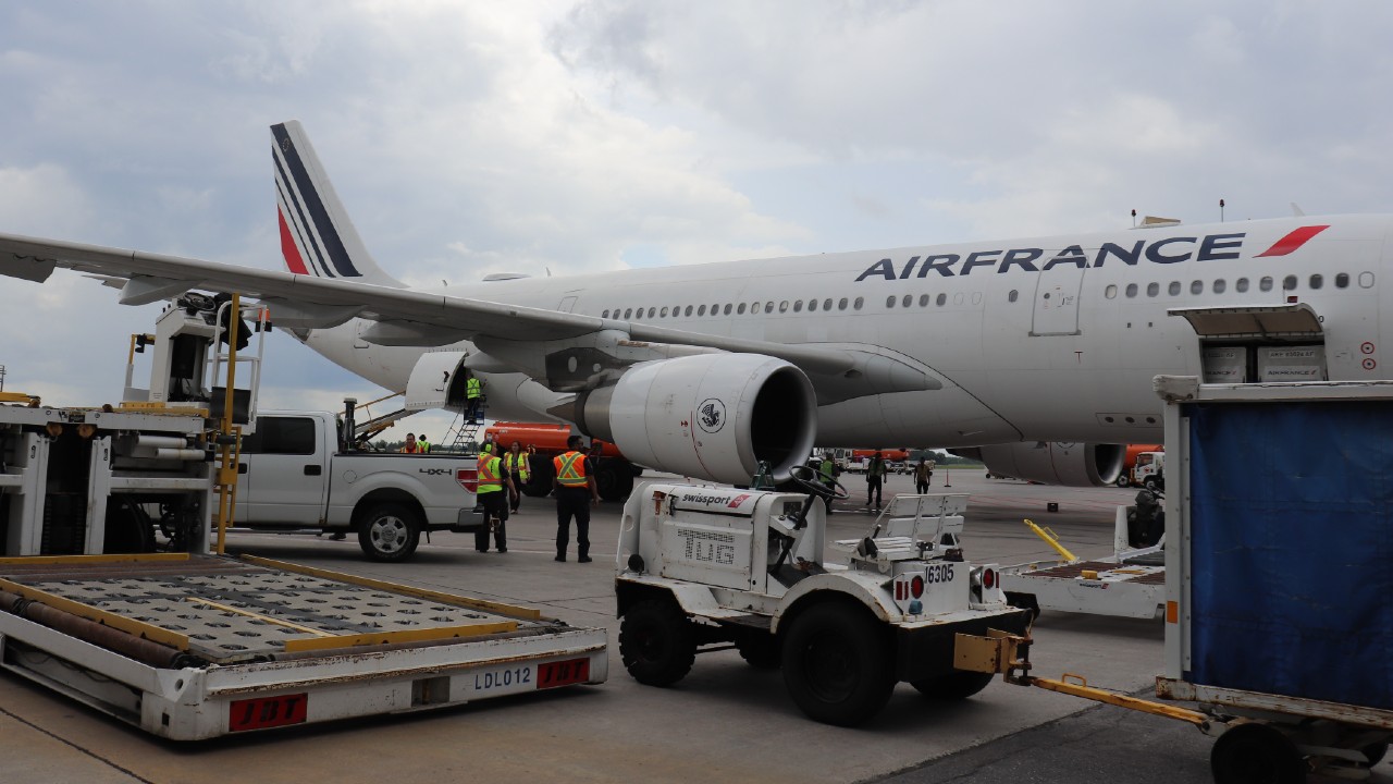 air france inaugural Paris flight lands at the Ottawa airport
