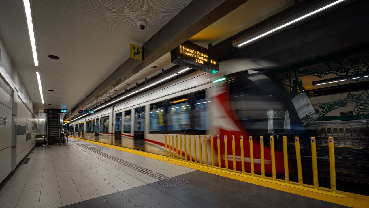 LRT transit Ottawa