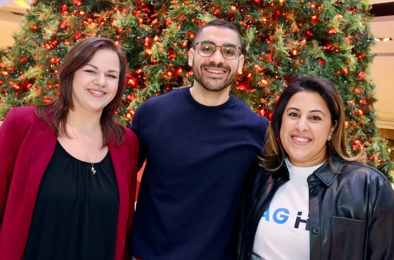 Business leaders head to Rideau Centre to shop for charity