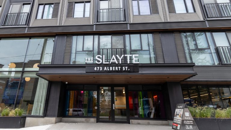 Slayte exterior