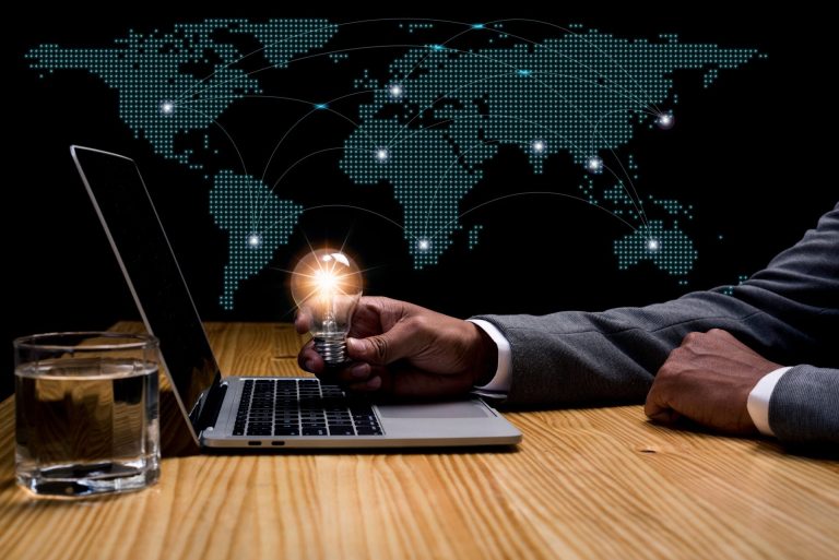 Swidget accelerates growth by partnering with Stratford Group