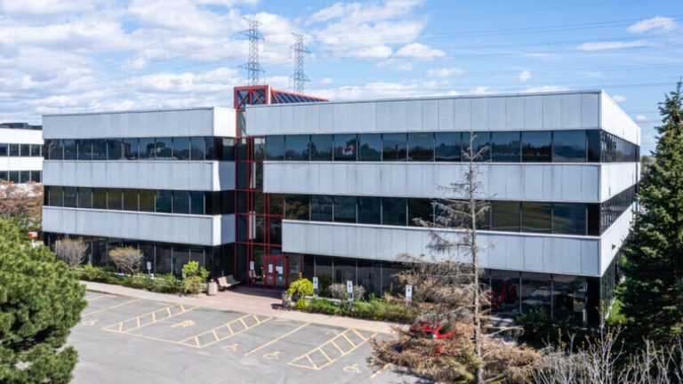 St. Laurent Boulevard building