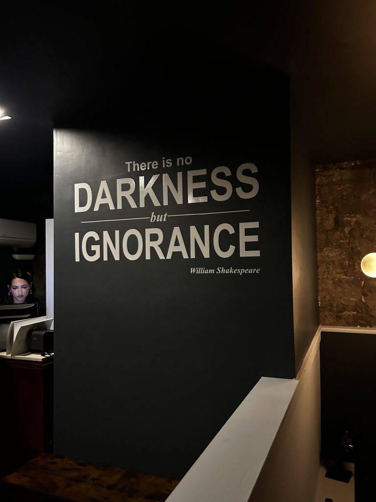 A how-to guide to eating in the dark. OBJ dines at Dark Fork