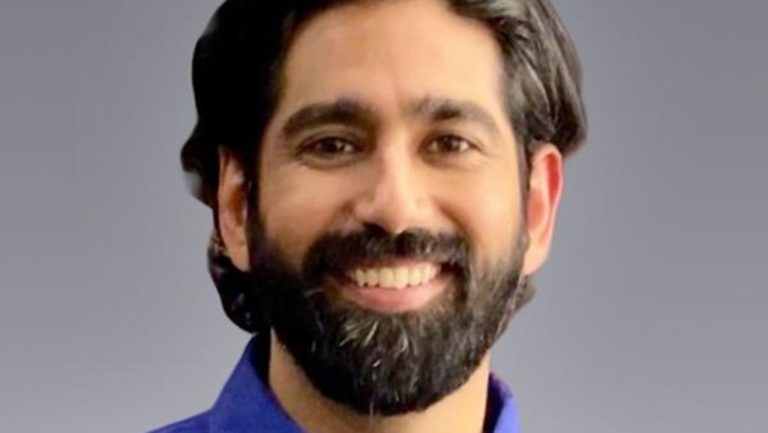 Shawn Gandhi headshot