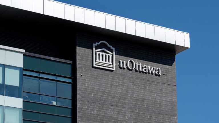 uOttawa stock image