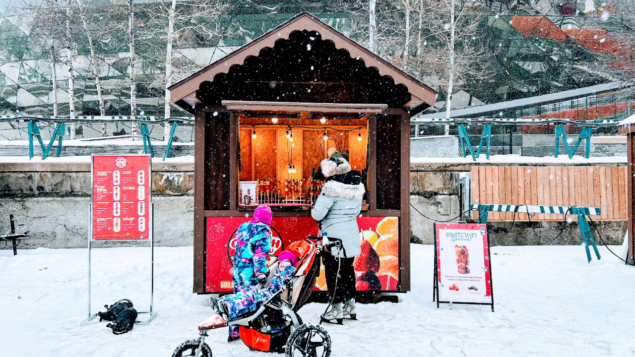 Super Crunch Tanghulu and Dumpling Soup, sister food businesses owned by Gary Wu, are seeing success during their first canal season despite some challenges. Photo provided by Gary Wu.