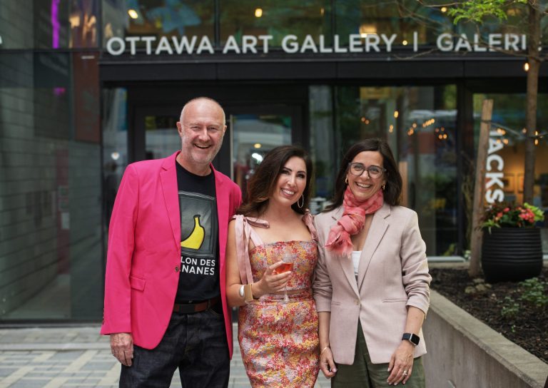 Salon Des Bananes Rich Loen, Mary Ciancibello and Larisa Galadza at the Ottawa Art Gallery Paint the Town Pink art auction May 29, 2025 at the OAG. Photo by Tia MacPherson.