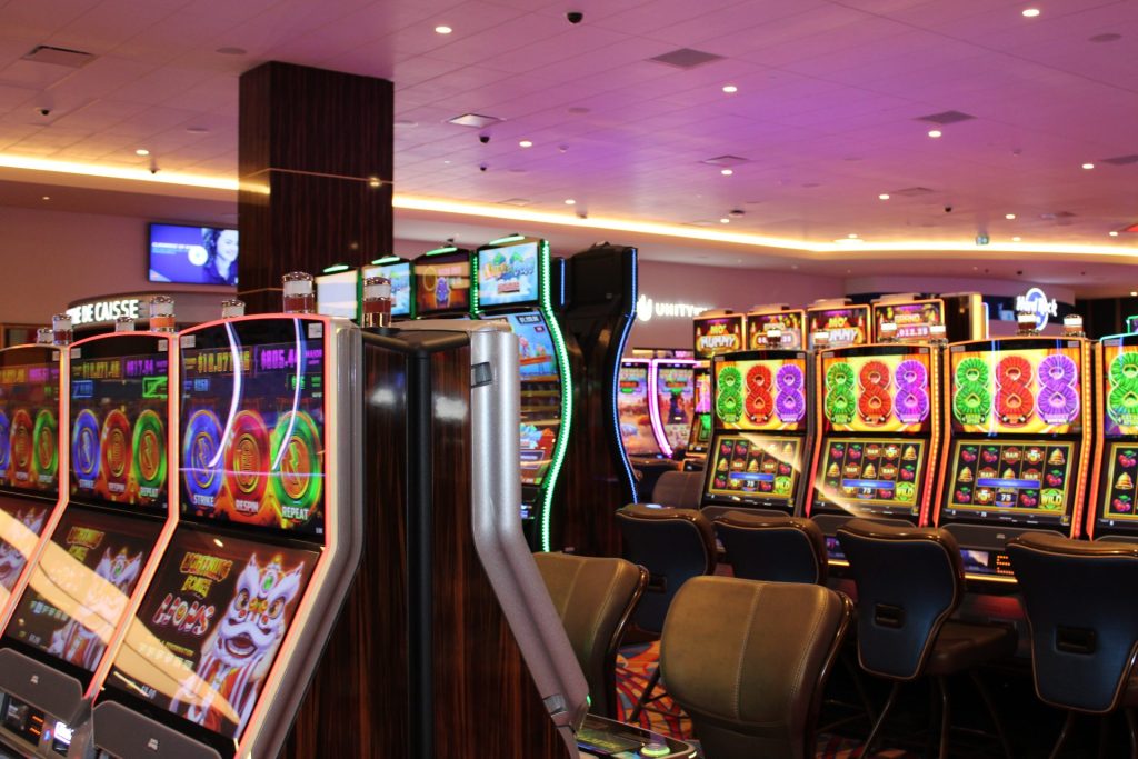 There are currently 1000 operational slot machines on the gaming floor. Photo by Marissa Galko.
