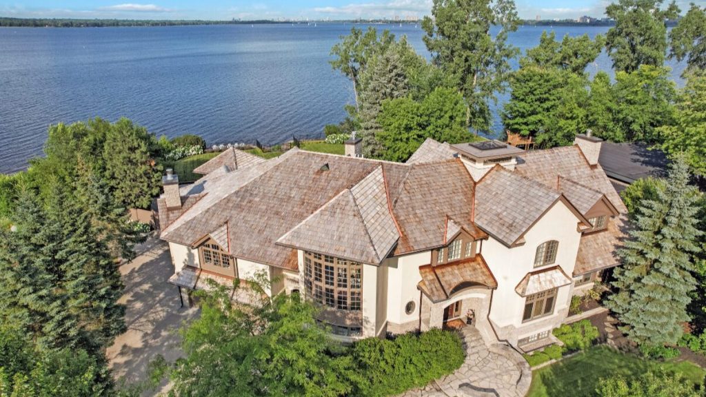 A Crystal Bay home is the most expensive residential property sold in 2025, and a record-breaker for the neighbourhood. Photo Credit: Marilyn Wilson Dream Properties Inc.