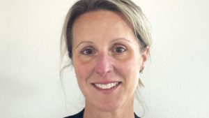 Hollie Huff headshot