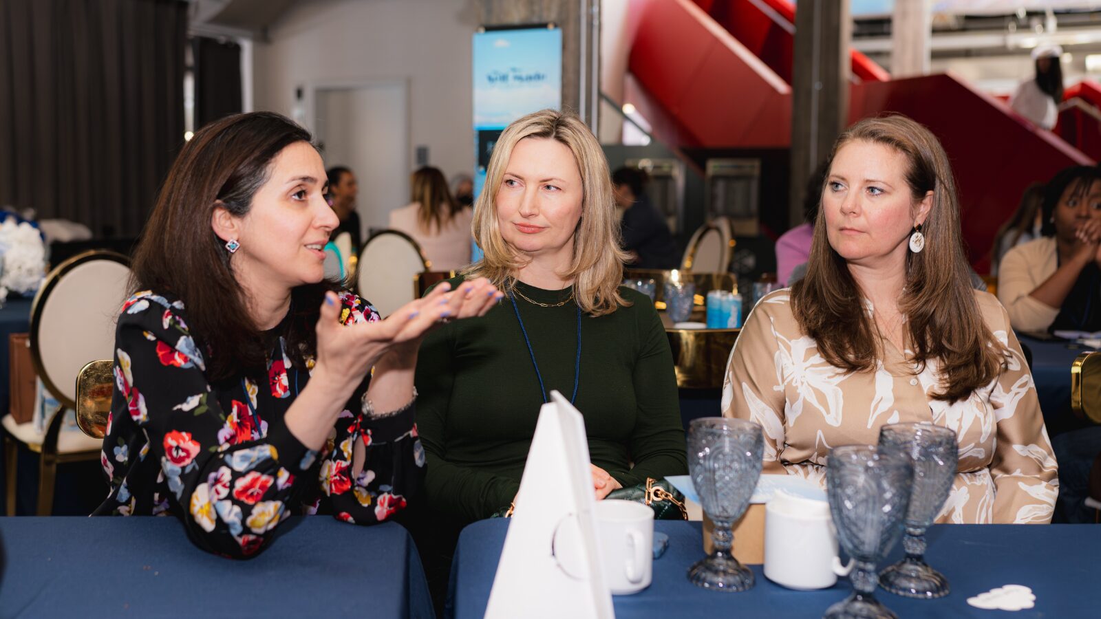 Founders engaged in meaningful conversations during the Collaborative Innovation Tables (CITs), funded in part by Women and Gender Equality Canada, and within the Learning Lounge, where they connected with mentors, experts, and peers to exchange insights and tackle real business challenges. Together, these sessions fostered knowledge-sharing and gathered valuable perspectives that will inform a research report advocating for stronger policies and support systems for women-led businesses across Canada.