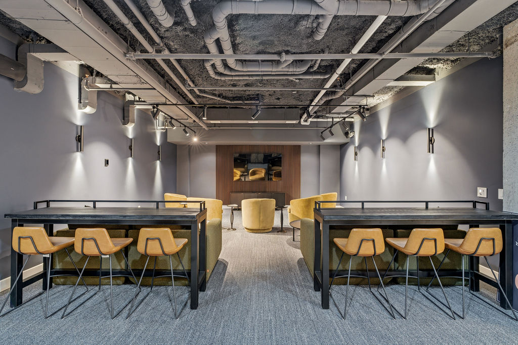 Amenities-360LaurierAveW-5